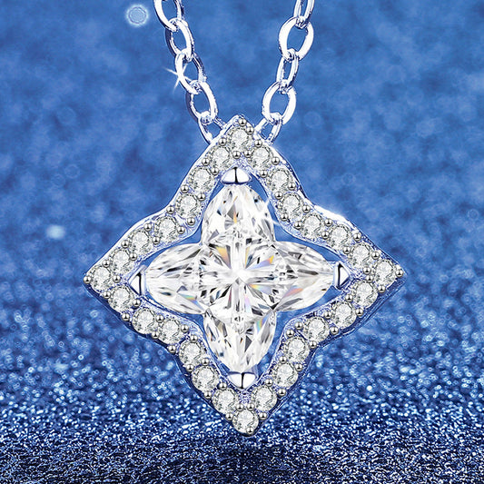 [Loran]STAR-CLOVER MOISSANITE NECKLACE