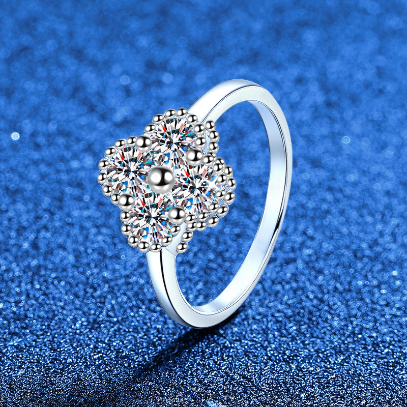 [Loran]ELEGANT FOUR-LEAF CLOVER MOISSANITE RING