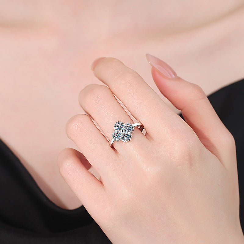 [Loran]ELEGANT FOUR-LEAF CLOVER MOISSANITE RING