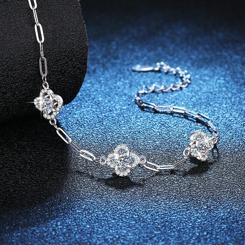 [Loran]TRIPLE-CLOVER MOISSANITE BRACELET