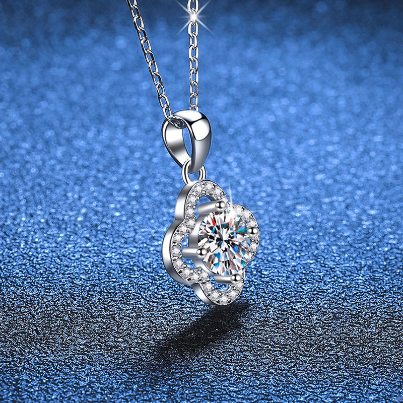 [Loran]CLASSIC CLOVER MOISSANITE PENDANT NECKLACE