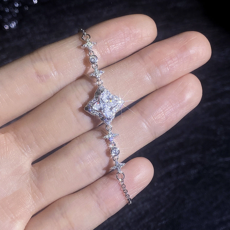 [Loran]MARQUISE-CLOVER MOISSANITE BRACELET