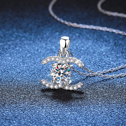 [Loran]CLASSIC INTERLOCKING MOISSANITE PENDANT NECKLACE