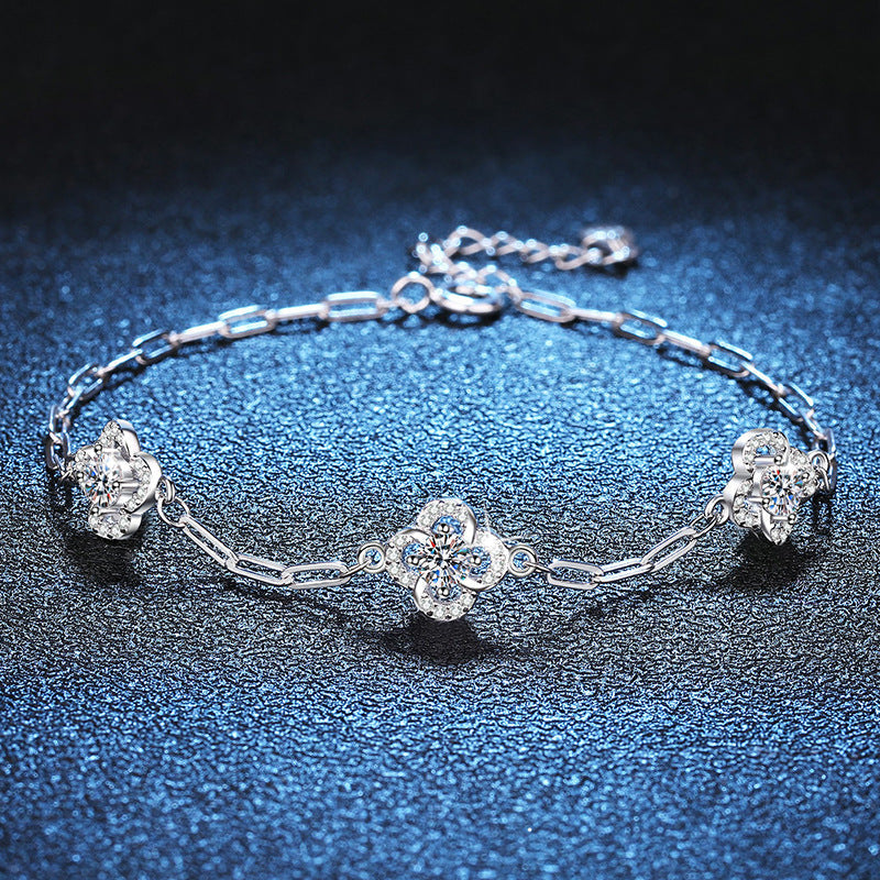 [Loran]TRIPLE-CLOVER MOISSANITE BRACELET
