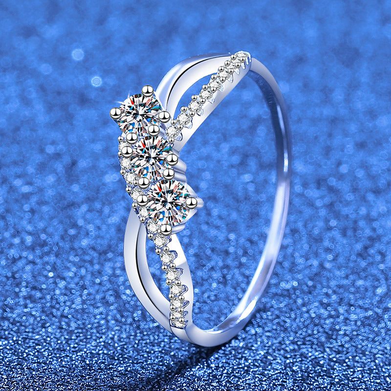 [Loran]INTERTWINING LOVE MOISSANITE RING