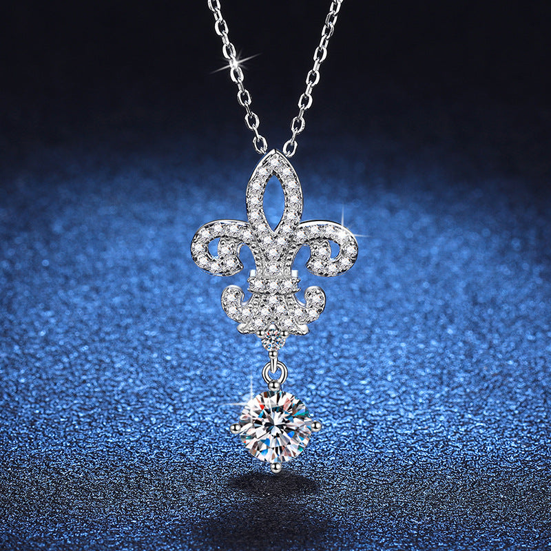 [Loran]ROYAL FLEUR-DE-LIS MOISSANITE PENDANT NECKLACE