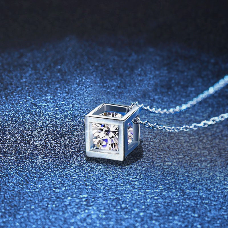 [Loran]GEOMETRIC SUGAR-CUBE MOISSANITE NECKLACE