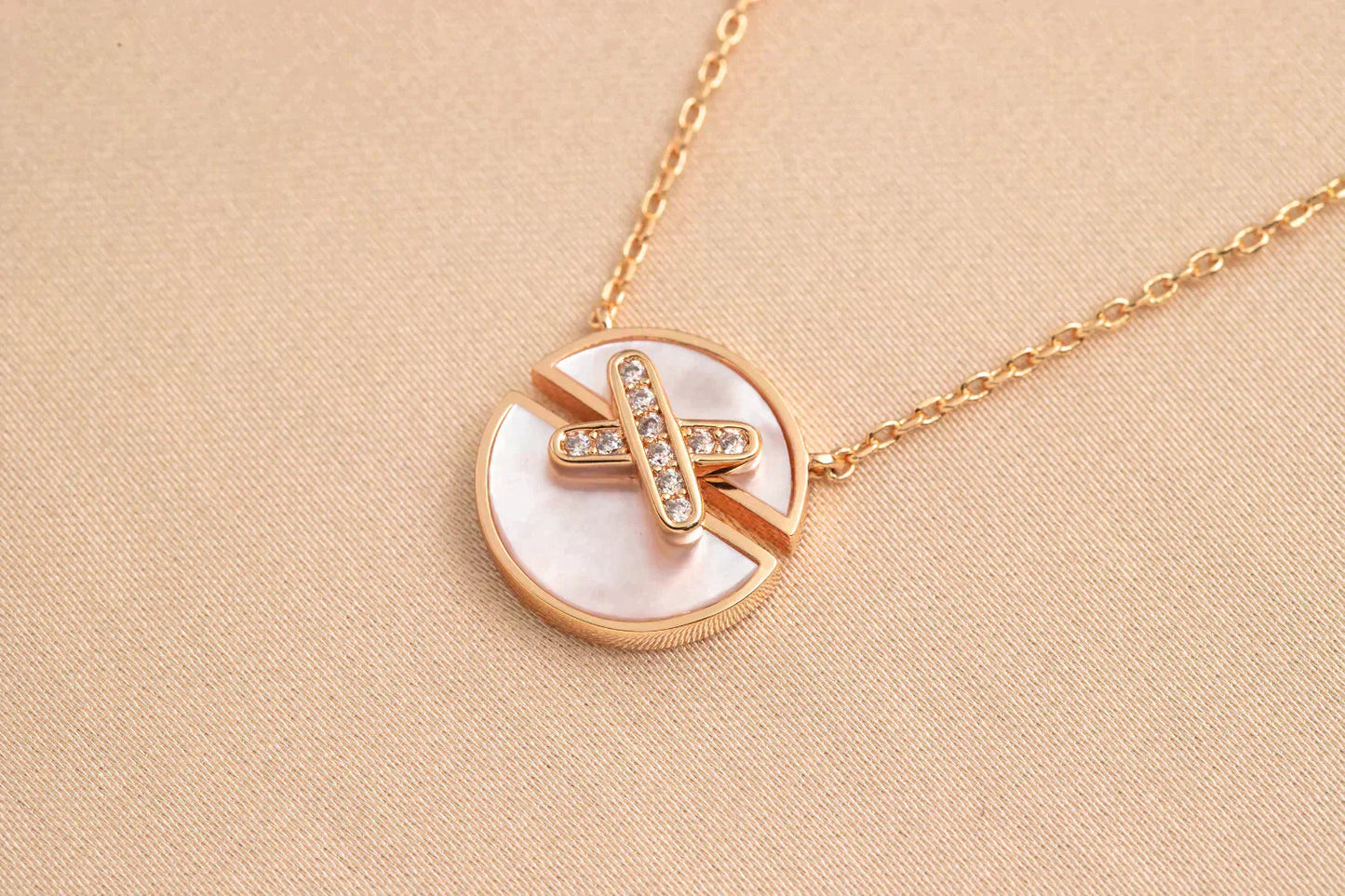 [Loran]JEUX DE ROSE GOLD DIAMOND NECKLACE