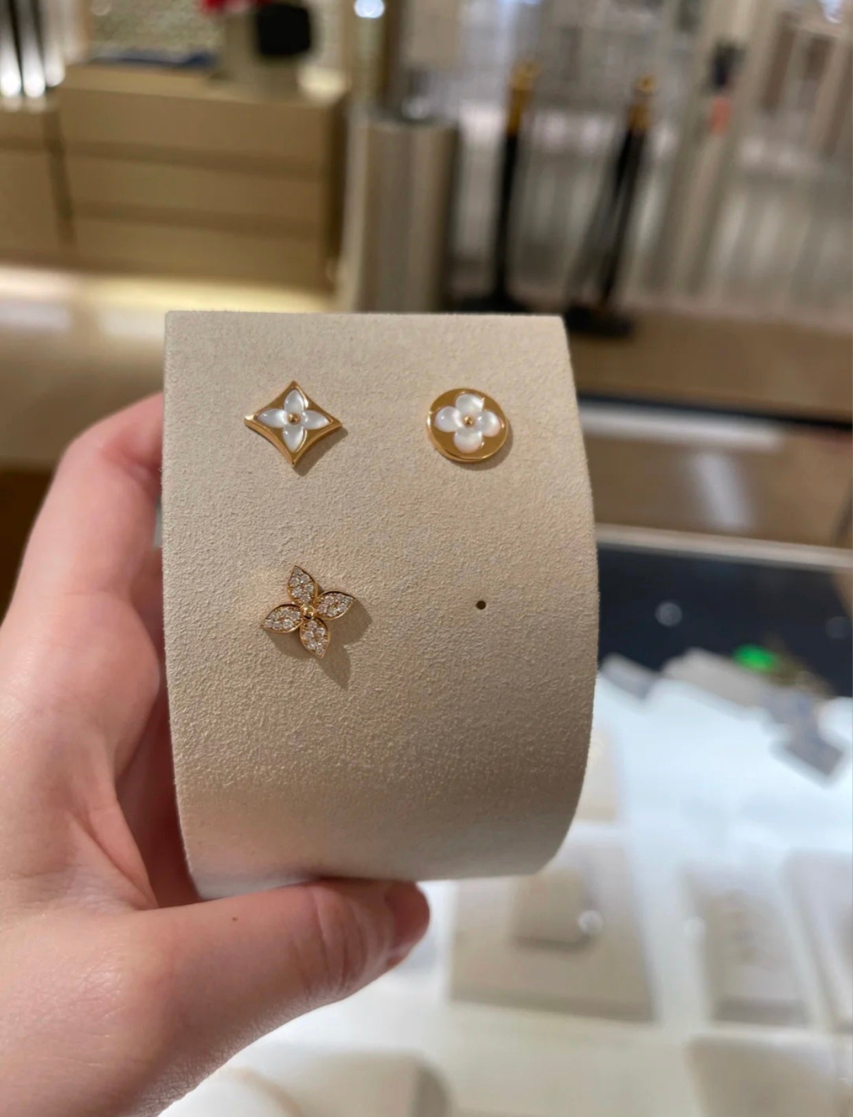 [Loran]STAR BLOSSOM STUD EARRINGS ROSE GOLD DIAMONDS