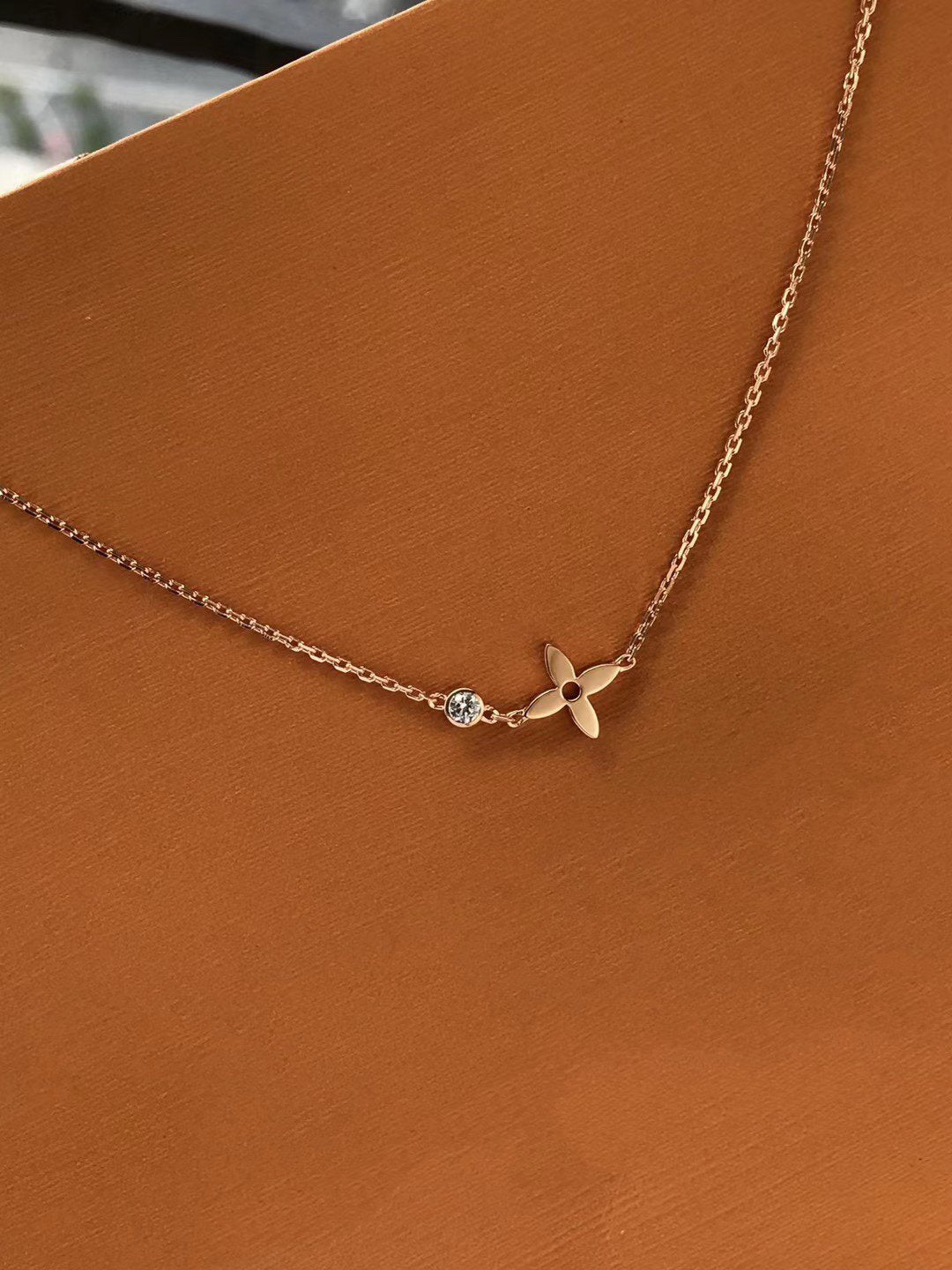 [Loran]BLOSSOM PENDANT ROSE GOLD AND DIAMOND
