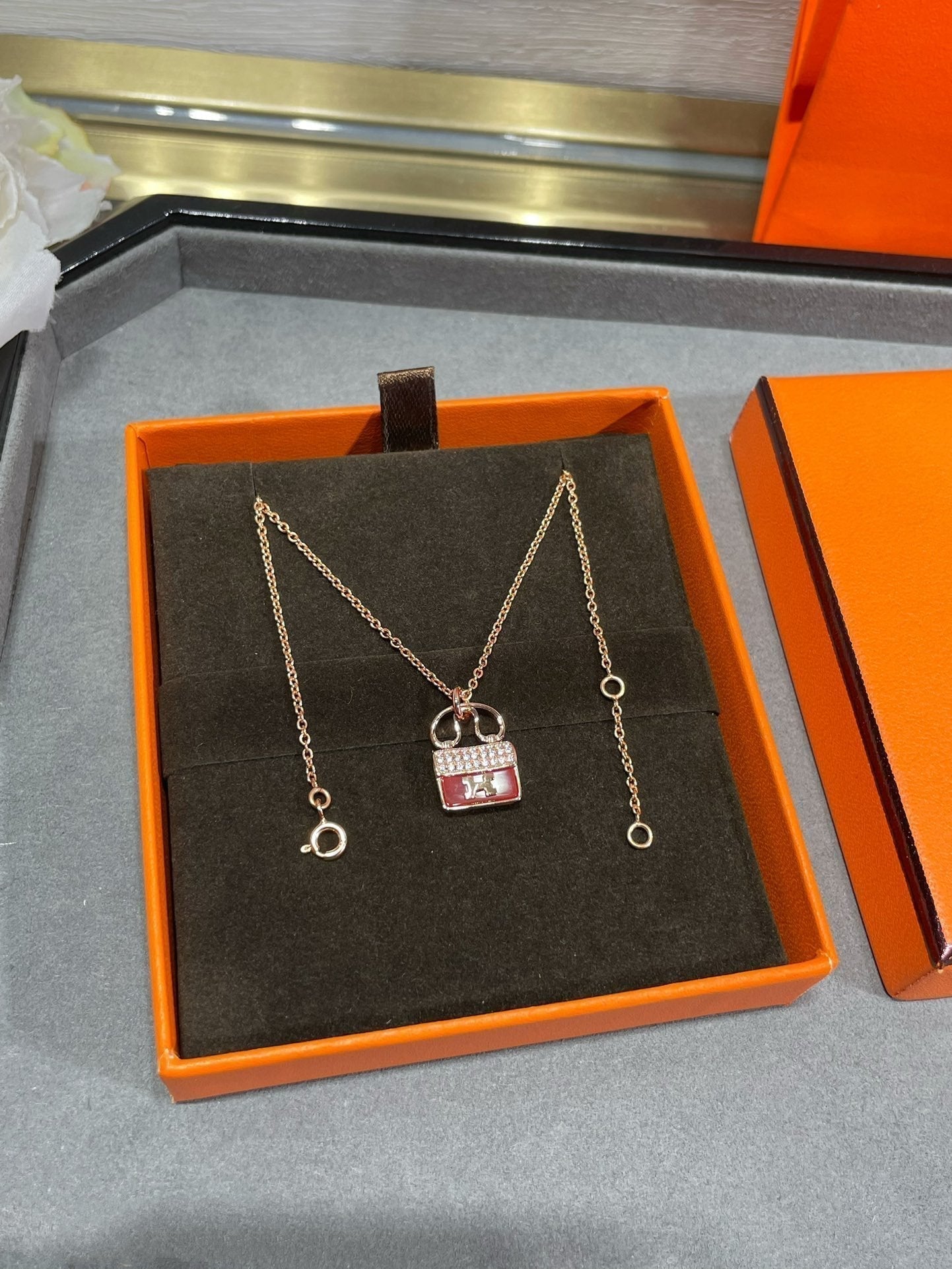[Loran]H CIRCE MOISSANITE PENDANT NECKLACE GOLD