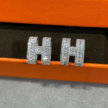 [Loran]H STUD EARRINGS WITH SILVER DIAMONDS
