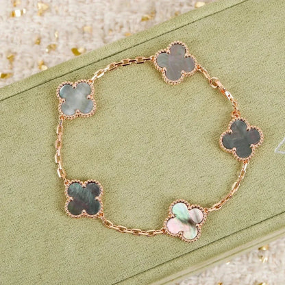 [Loran]LUCKY CLOVER 5-MOTIF BRACELET - GREY MOTHER-OF-PEARL COLLECTION