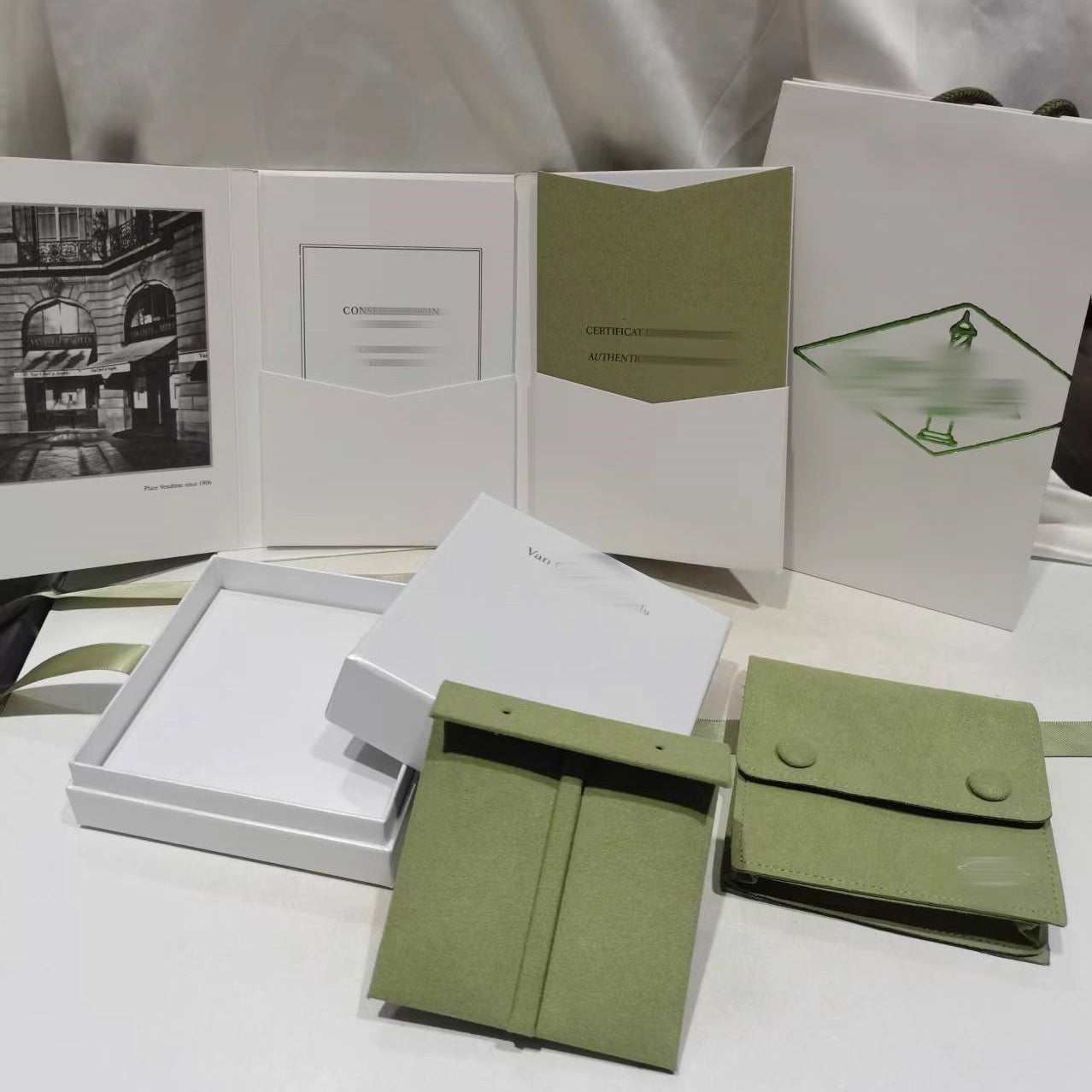 [Loran]CLOVER BRAND JEWELRY BOX