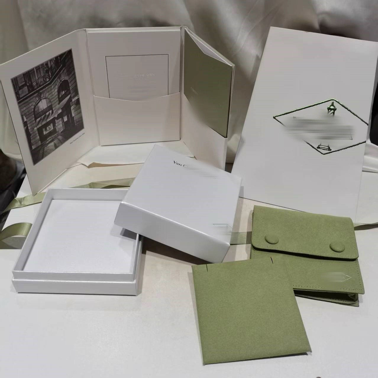 [Loran]CLOVER BRAND JEWELRY BOX