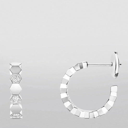 [Loran]Hollow Design Four-Leaf Clover Flower Shape Ring