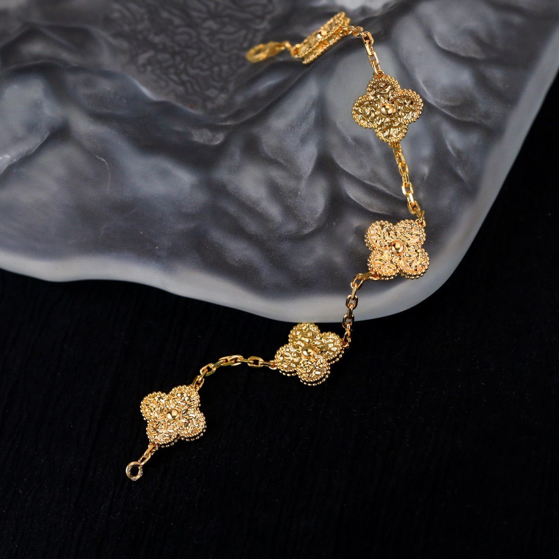 [Loran]LUCKY CLOVER 5-MOTIF BRACELET - BRONZING