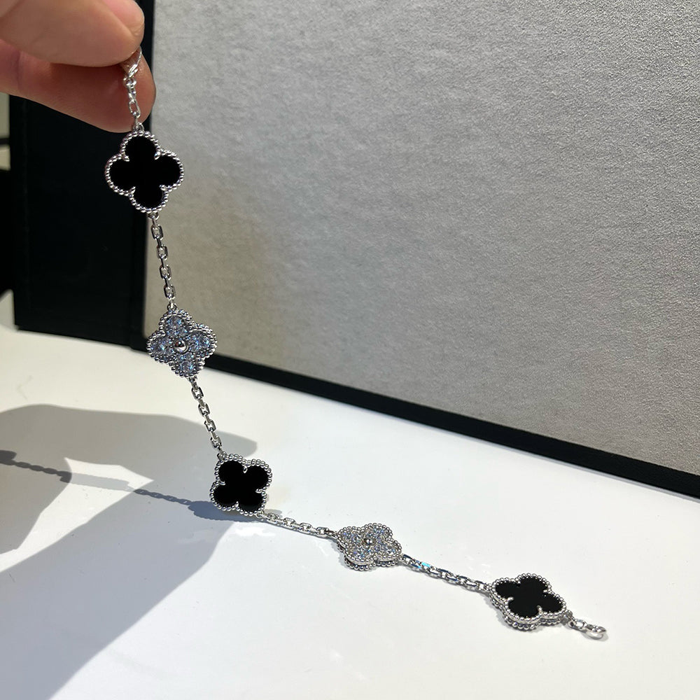 [Loran]LUCKY CLOVER 5-MOTIF BRACELET - BLACK OXNY COLLECTION