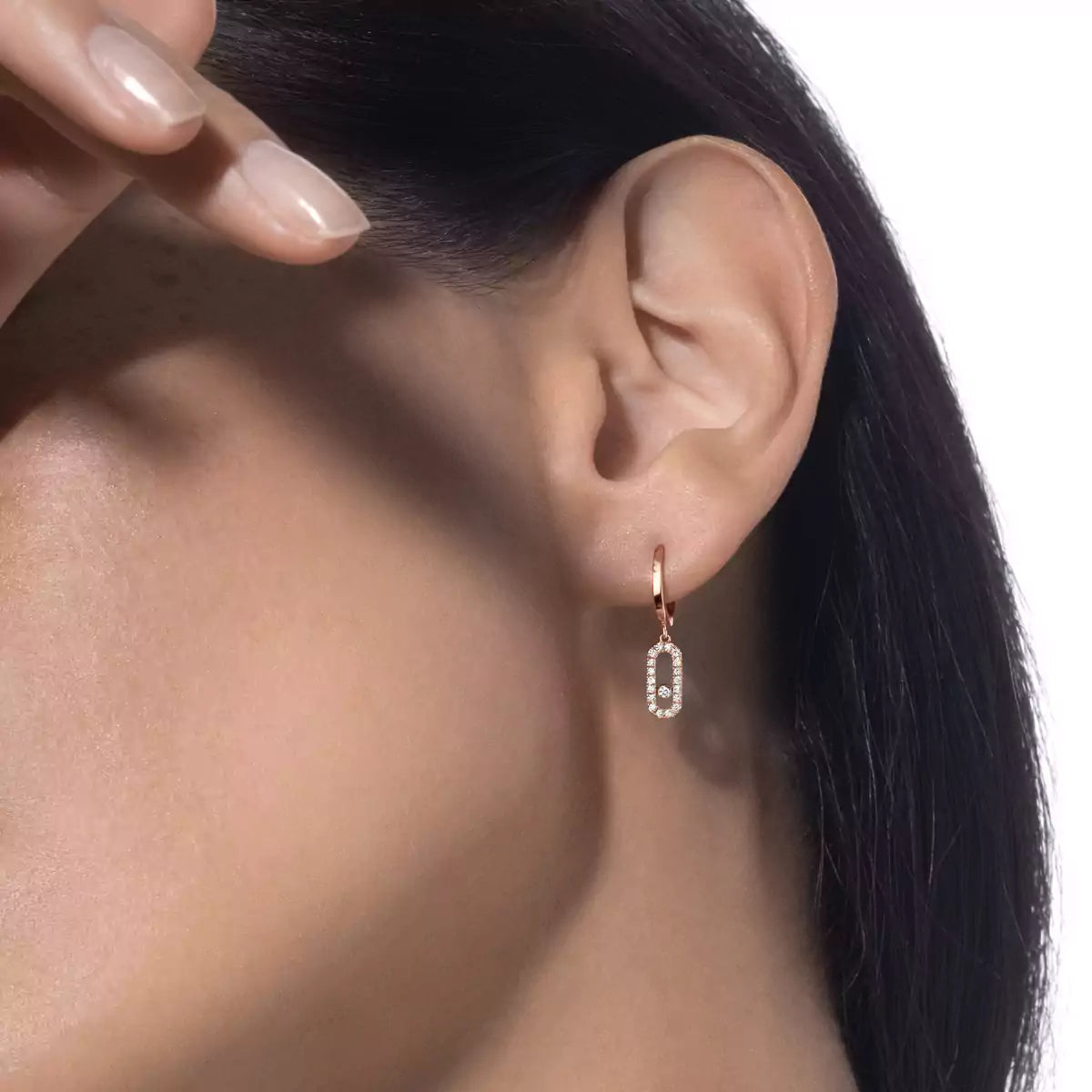 [Loran]MOVE UNO SINGLE DIAMOND HOOP EARRINGS
