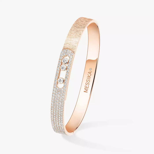 [Loran]MOVE NOA CISELÉ HALF-PAVÉ DIAMOND BANGLE BRACELET