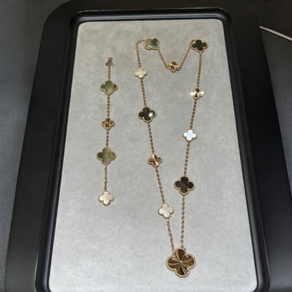 [Loran]DETACHABLE 15-MOTIF CLOVER STATEMENT SET - GREY MOTHER-OF-PEARL & LASER
