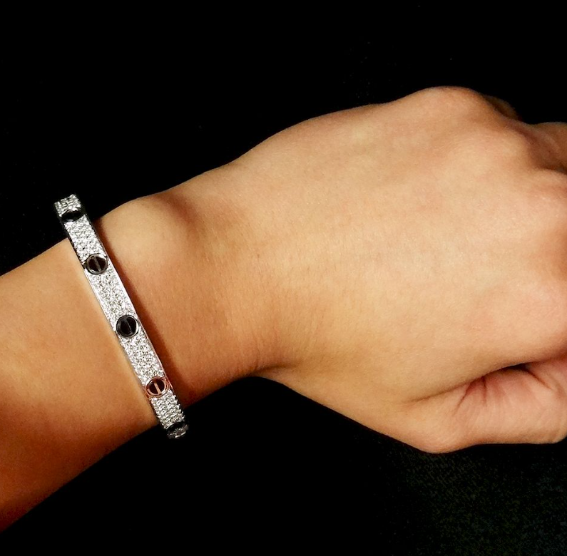 [Loran]CLASSIC 6.1MM LOVE BANGLE - DIAMOND PAVÉ & BLACK CERAMIC