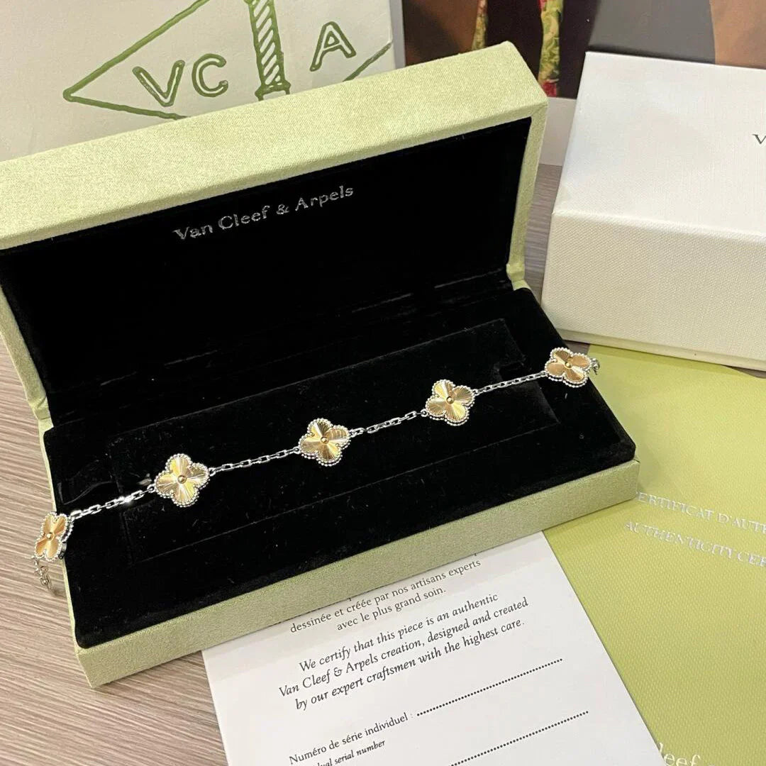 [Loran]LUCKY CLOVER 5-MOTIF BRACELET - LASER COLLECTION