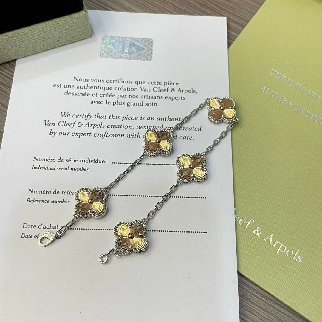 [Loran]LUCKY CLOVER 5-MOTIF BRACELET - LASER COLLECTION