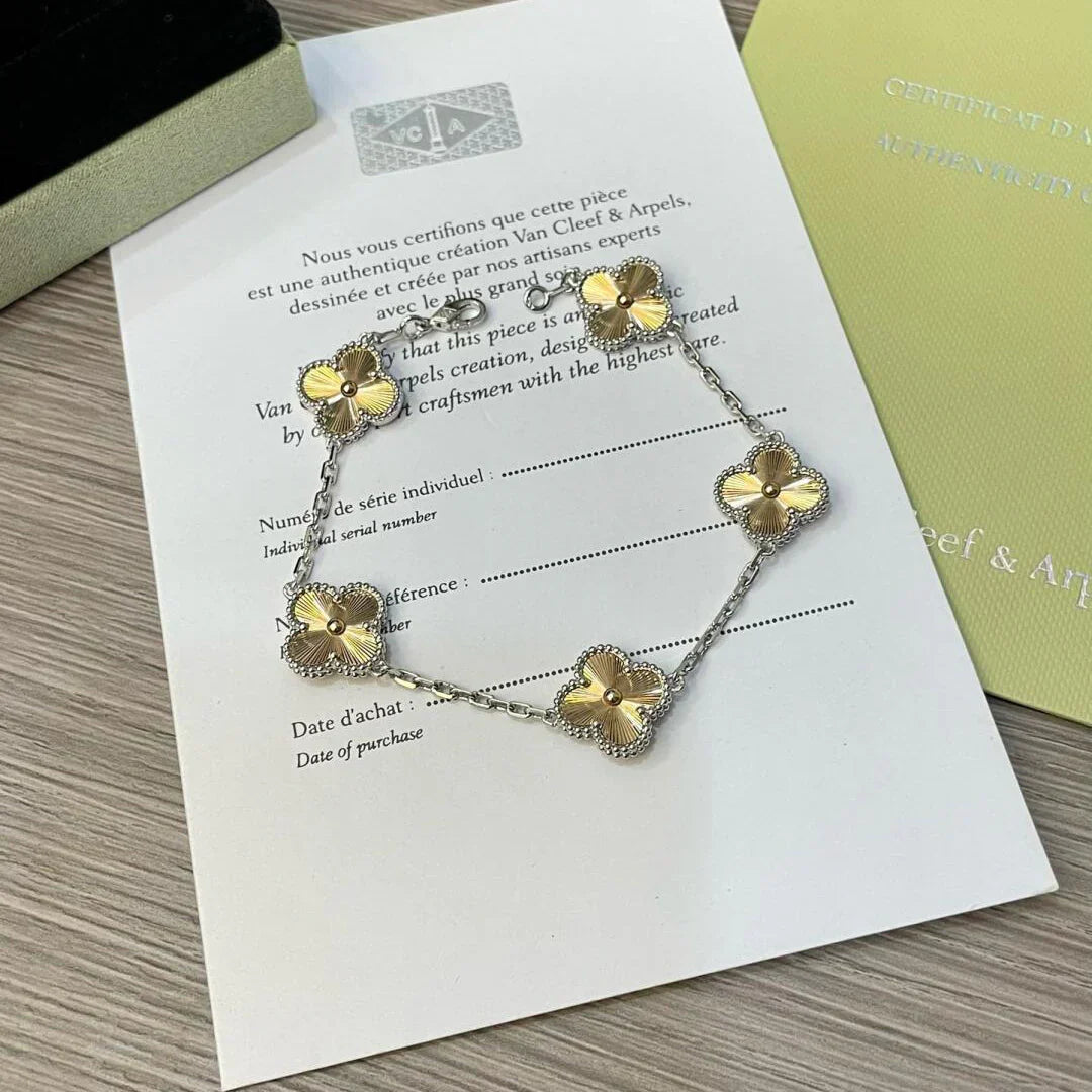 [Loran]LUCKY CLOVER 5-MOTIF BRACELET - LASER COLLECTION