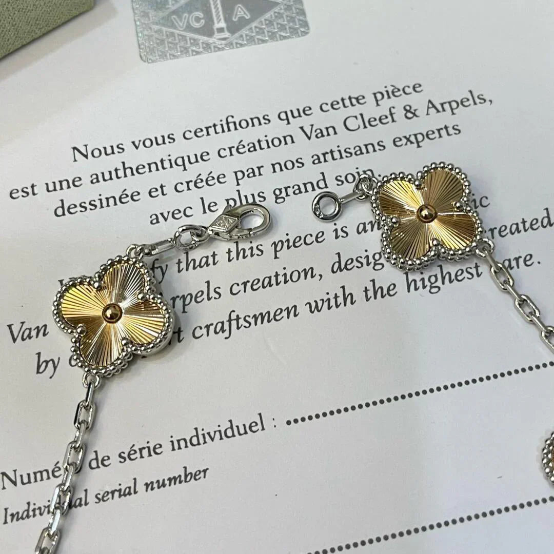 [Loran]LUCKY CLOVER 5-MOTIF BRACELET - LASER COLLECTION