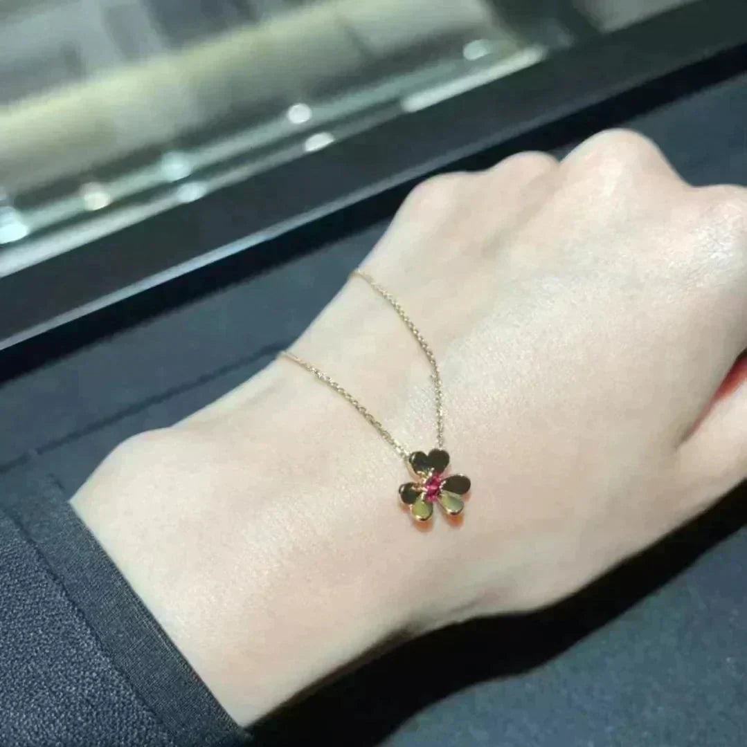 [Loran]FRIVOLE FLORAL CHARM NECKLACE