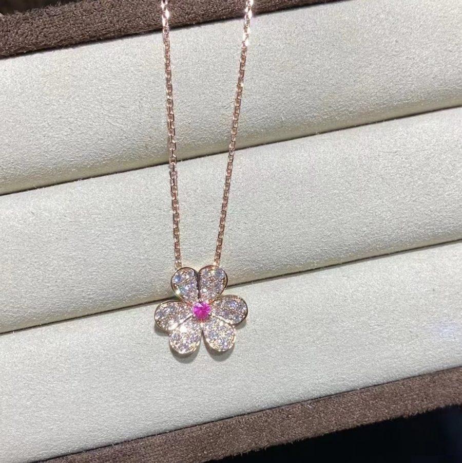 [Loran]PAVÉ DIAMOND BUTTERFLY CHARM NECKLACE